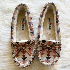 Minnetonka Lodge Trapper Moccasins